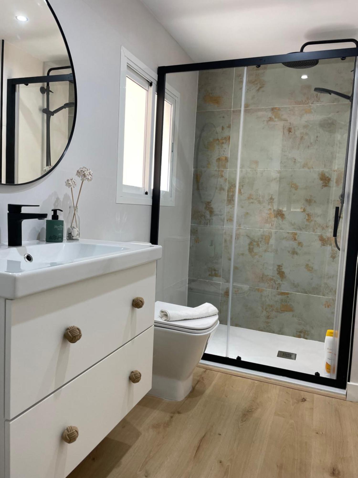 Exclusivo Apartamento Cerca De La Playa Malaga Ngoại thất bức ảnh